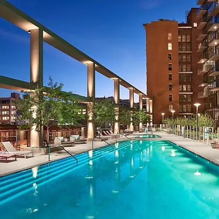 Downtown Luxury Apartment